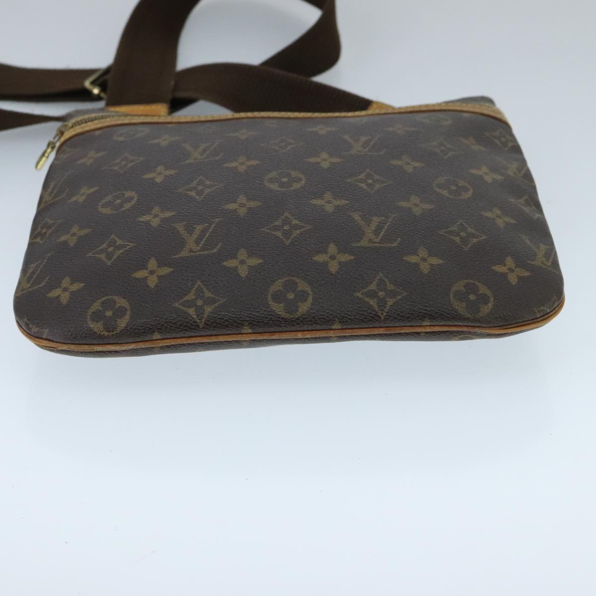 LOUIS VUITTON Monogram Pochette Bosphore Shoulder Bag M40044 LV 96554