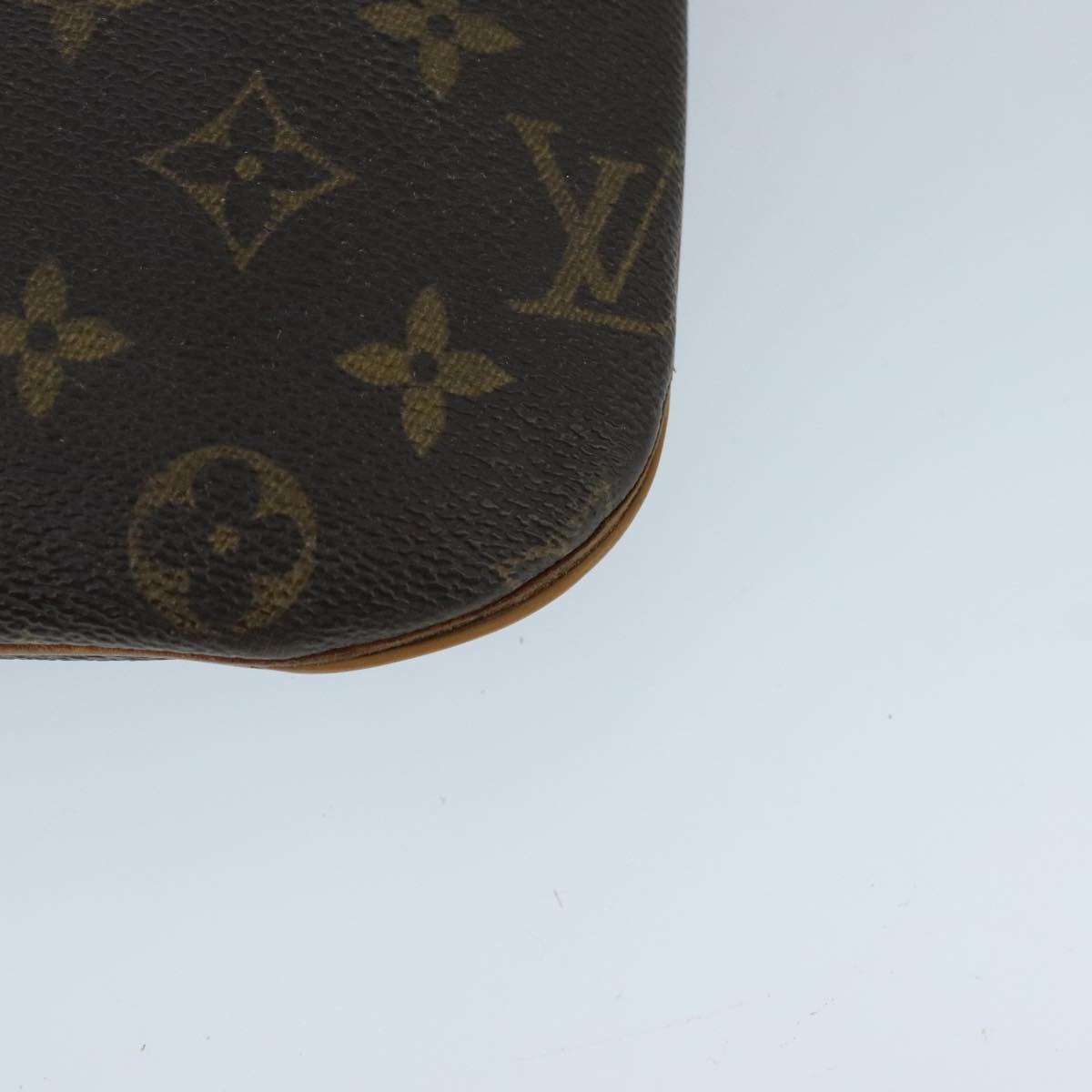 LOUIS VUITTON Monogram Pochette Bosphore Shoulder Bag M40044 LV 96554