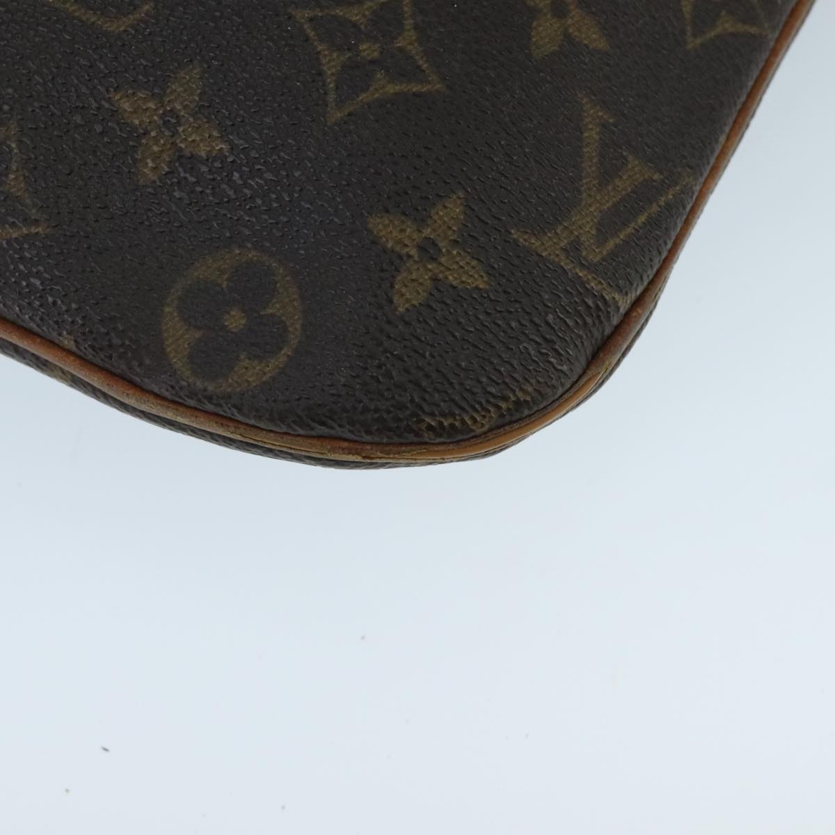 LOUIS VUITTON Monogram Pochette Bosphore Shoulder Bag M40044 LV 96554