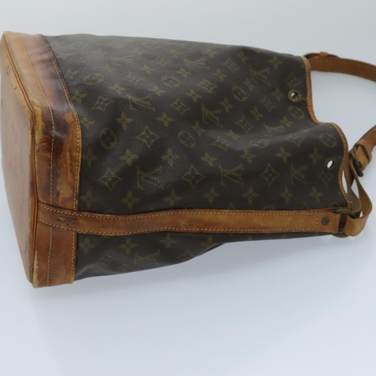 LOUIS VUITTON Monogram Noe Shoulder Bag M42224 LV 96557