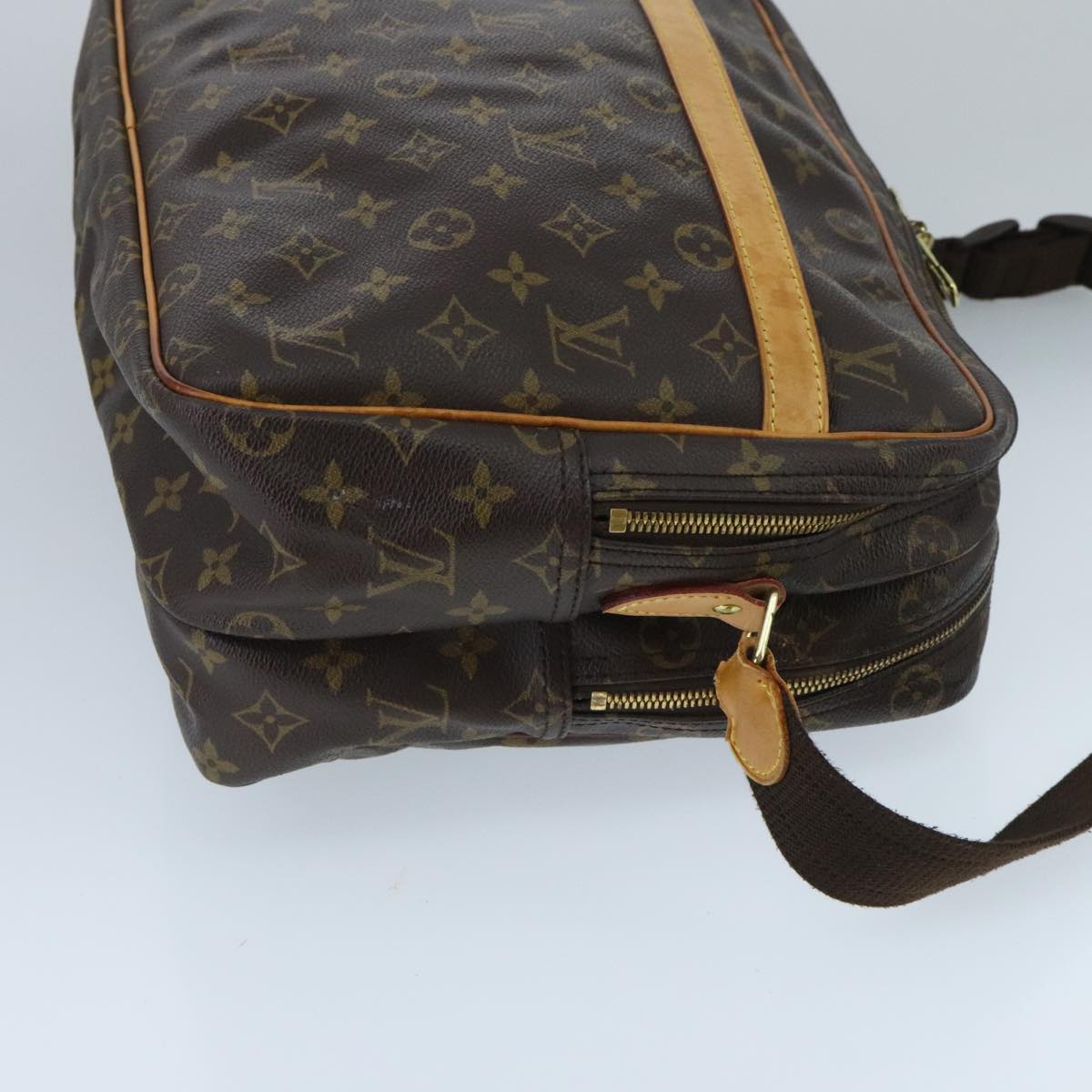 LOUIS VUITTON Monogram Reporter GM Shoulder Bag M45252 LV 96564