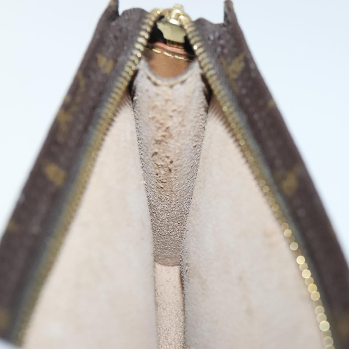 LOUIS VUITTON Monogram Bucket PM Accessory Pouch LV 96687