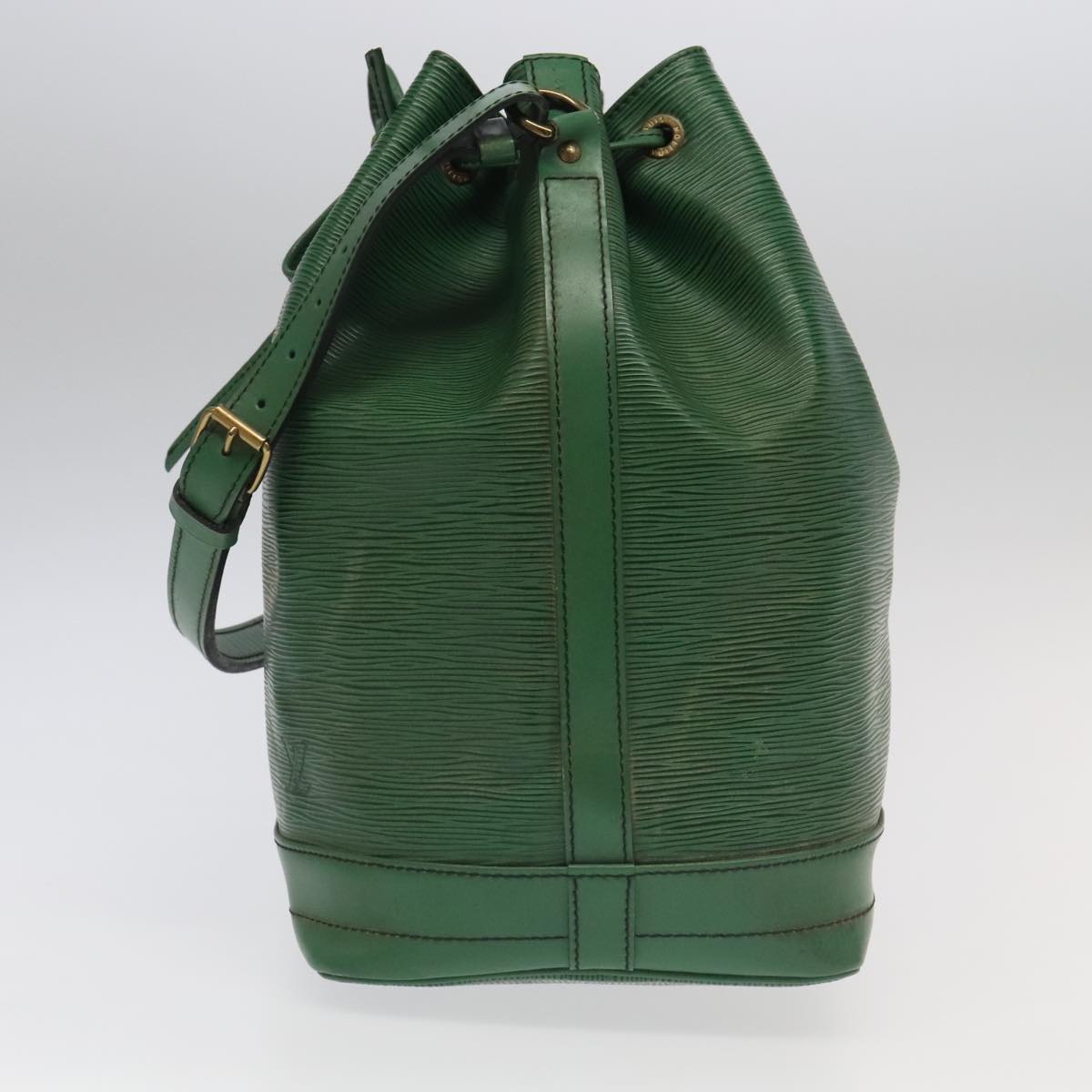 LOUIS VUITTON Epi Noe Shoulder Bag Green M44004 LV 96811