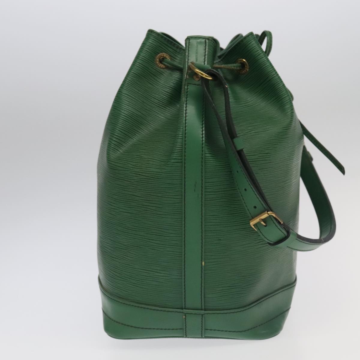 LOUIS VUITTON Epi Noe Shoulder Bag Green M44004 LV 96811