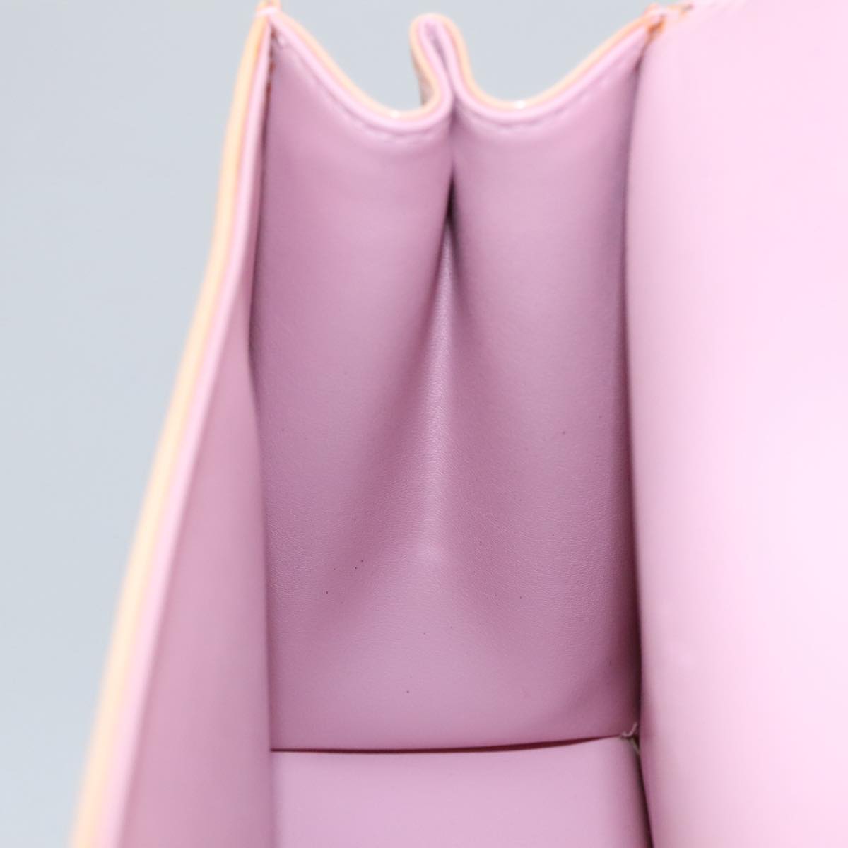 LOUIS VUITTON Vernis Spring Street Hand Bag Marshmallow Pink M91033 96826