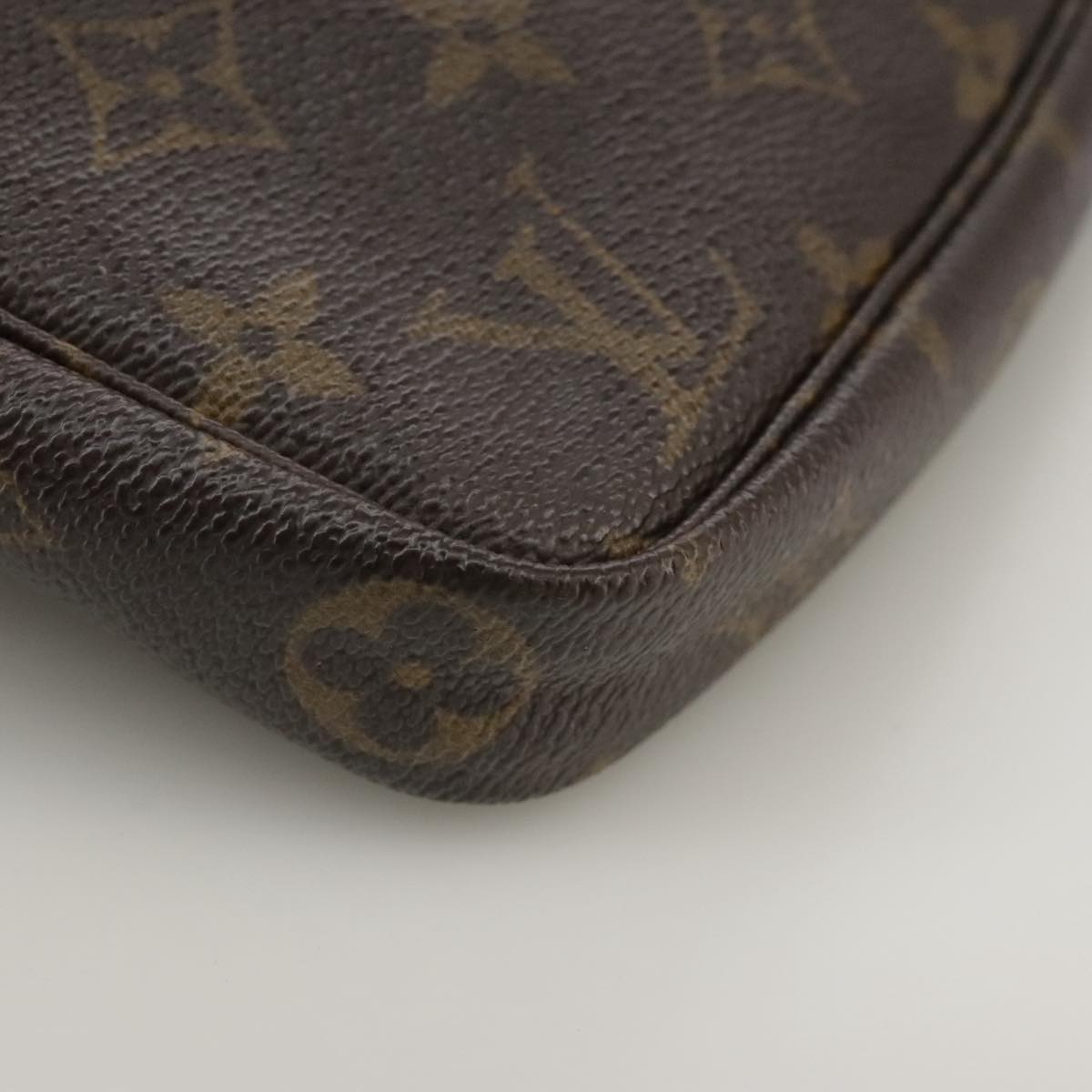 LOUIS VUITTON Monogram Pochette Accessoires Pouch M51980 LV 96836