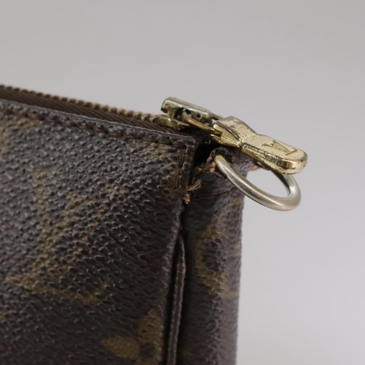 LOUIS VUITTON Monogram Pochette Accessoires Pouch M51980 LV 96836