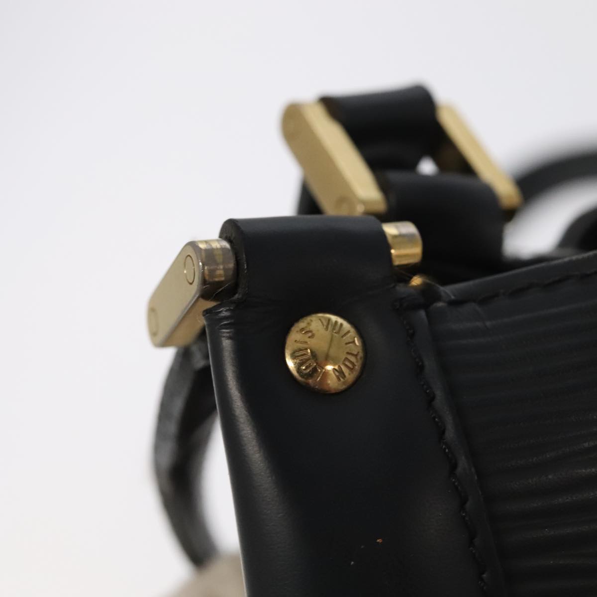 LOUIS VUITTON Epi Mandala MM Shoulder Bag Black M58892 LV 96870