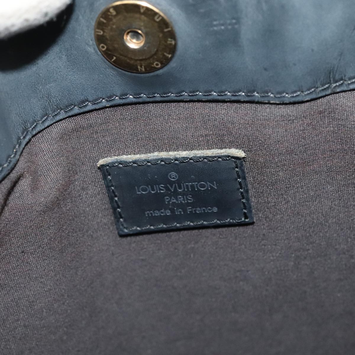LOUIS VUITTON Epi Mandala MM Shoulder Bag Black M58892 LV 96870