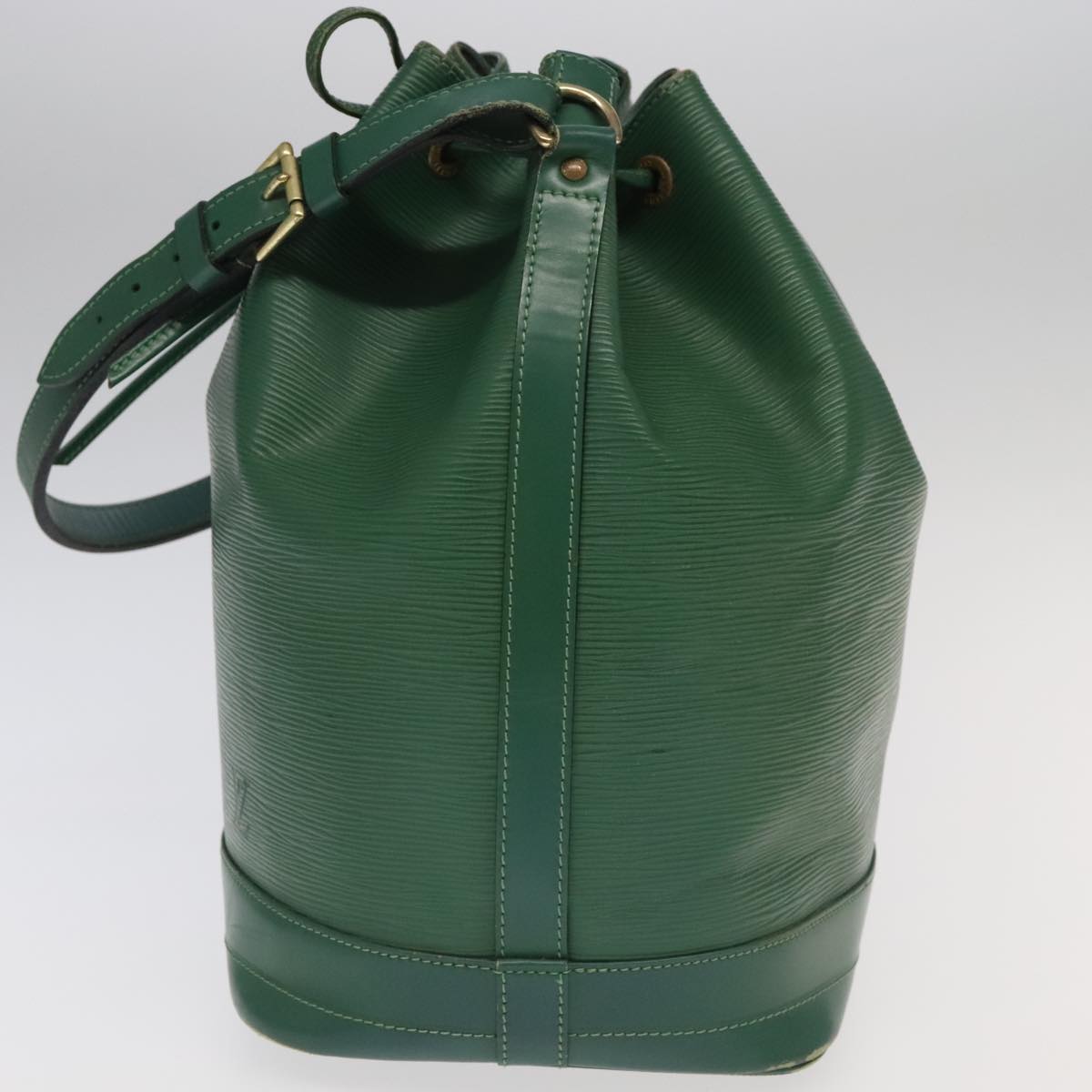 LOUIS VUITTON Epi Noe Shoulder Bag Green M44004 LV 96871