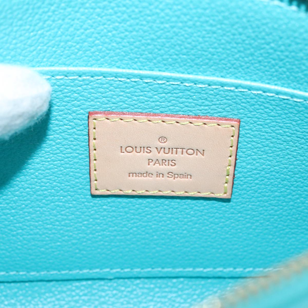 LOUIS VUITTON Monogram Vernis Pochette Cosmetic Pouch Blue Lagon LV 96988A