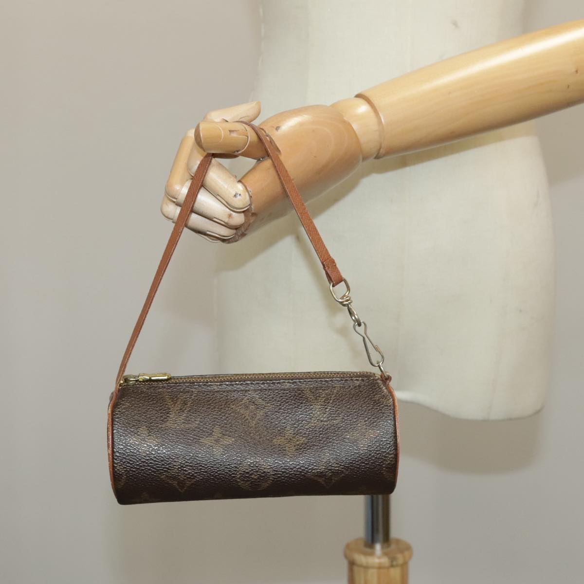 LOUIS VUITTON Monogram Papillon Pouch LV 97335
