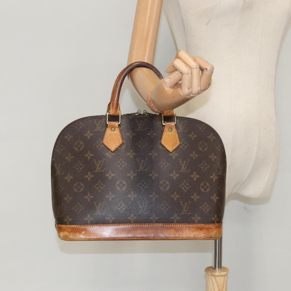 LOUIS VUITTON Monogram Alma Hand Bag M51130 LV 97354