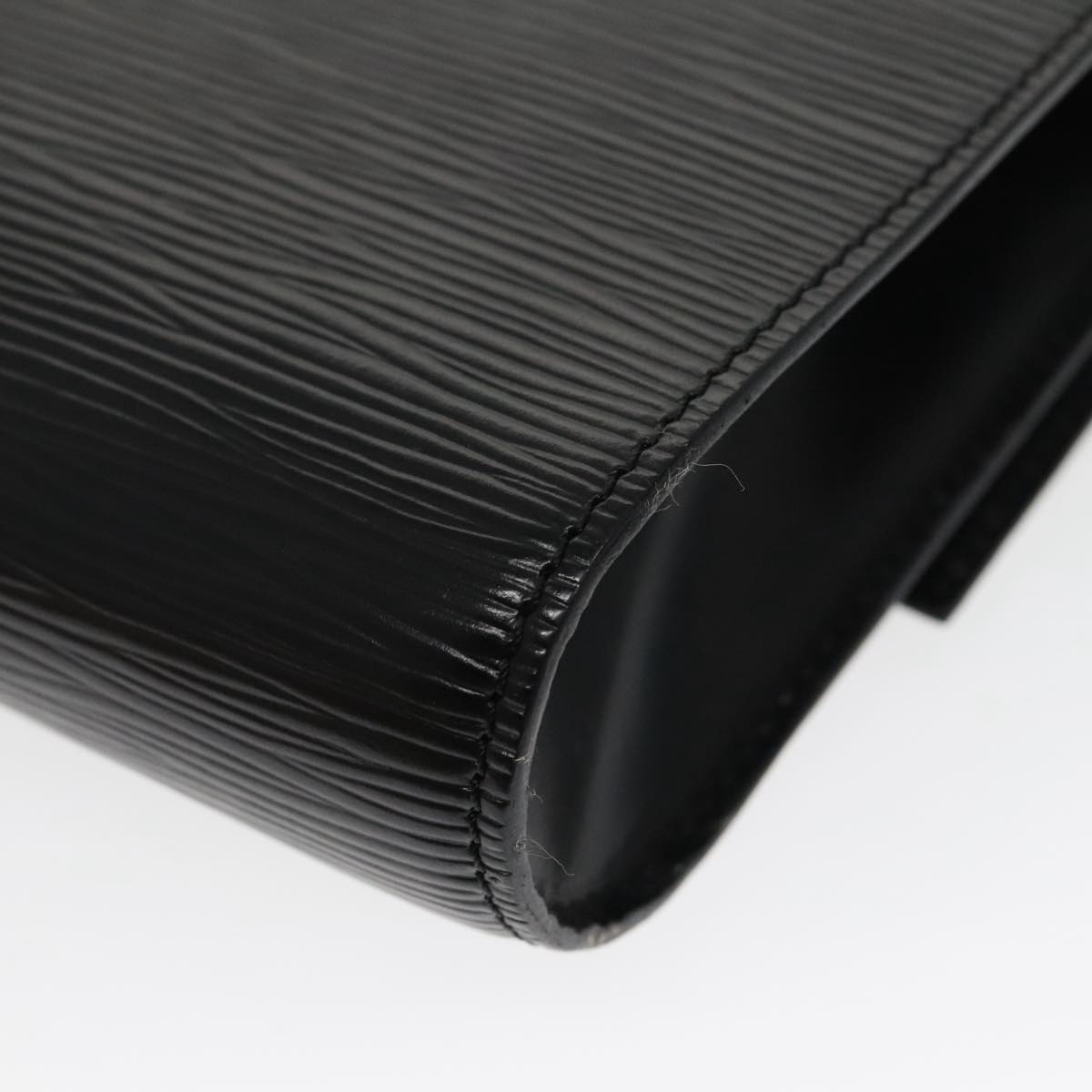 LOUIS VUITTON Epi Chaillot Clutch Bag Black M52542 LV 97378