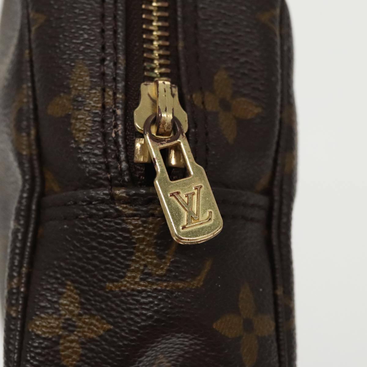 LOUIS VUITTON Monogram Trousse Toilette 23 Clutch Bag M47524 LV 97469