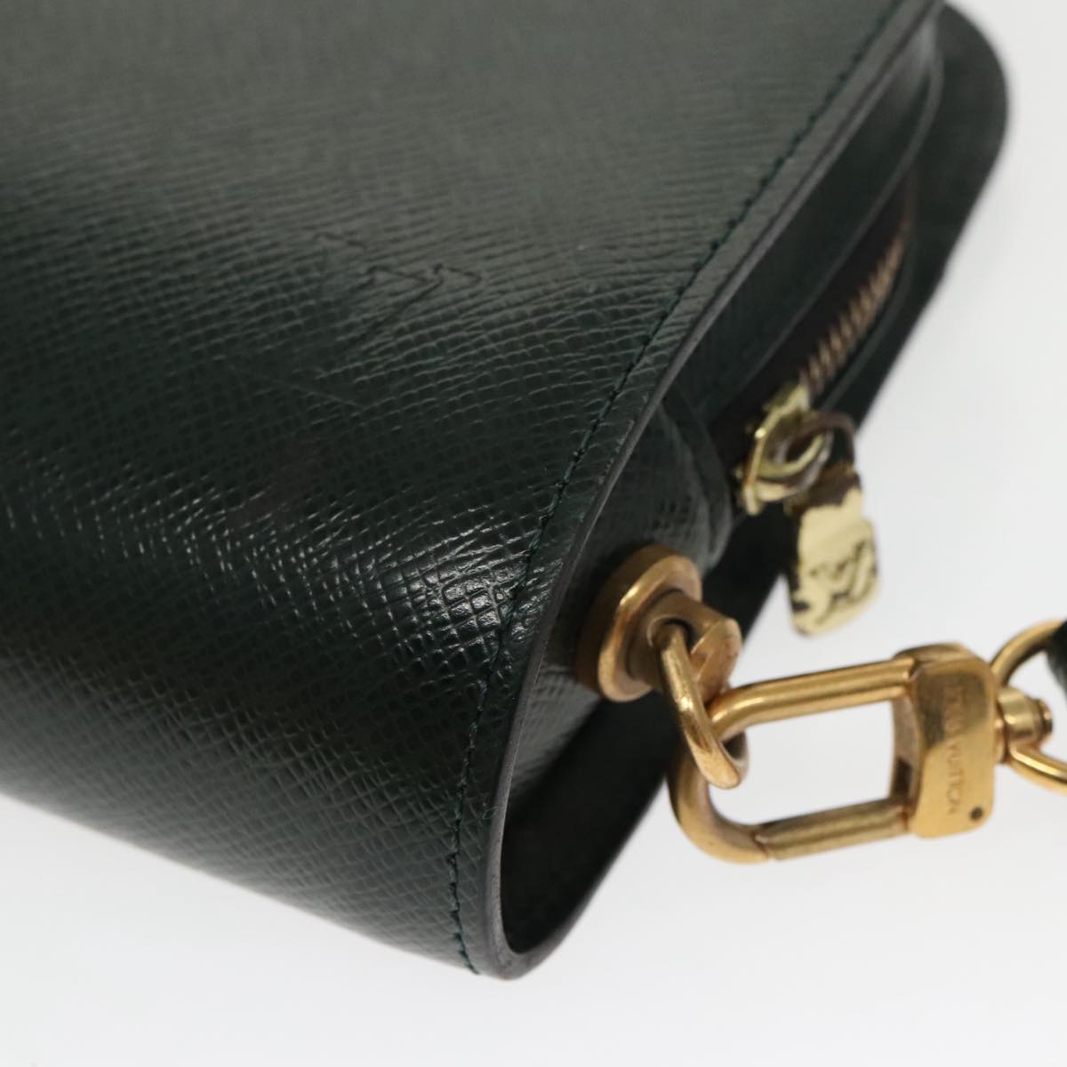 LOUIS VUITTON Taiga Baikal Clutch Bag Epicea M30184 LV 97576