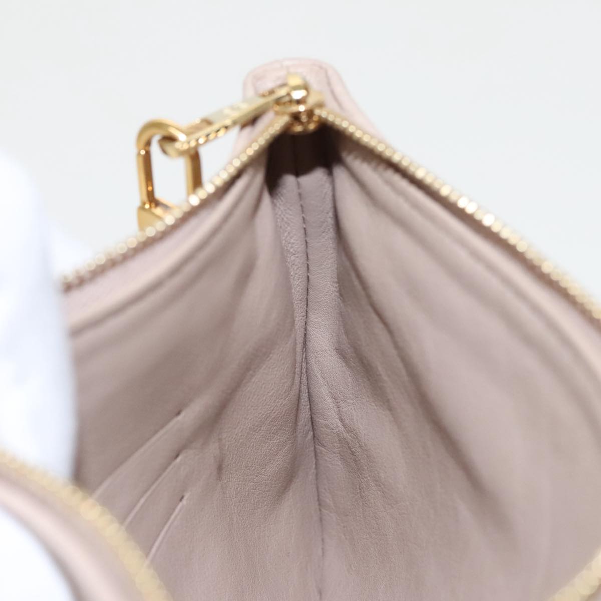 LOUIS VUITTON Mahina Serene PM Pouch Leather Rose M94276 LV 97620