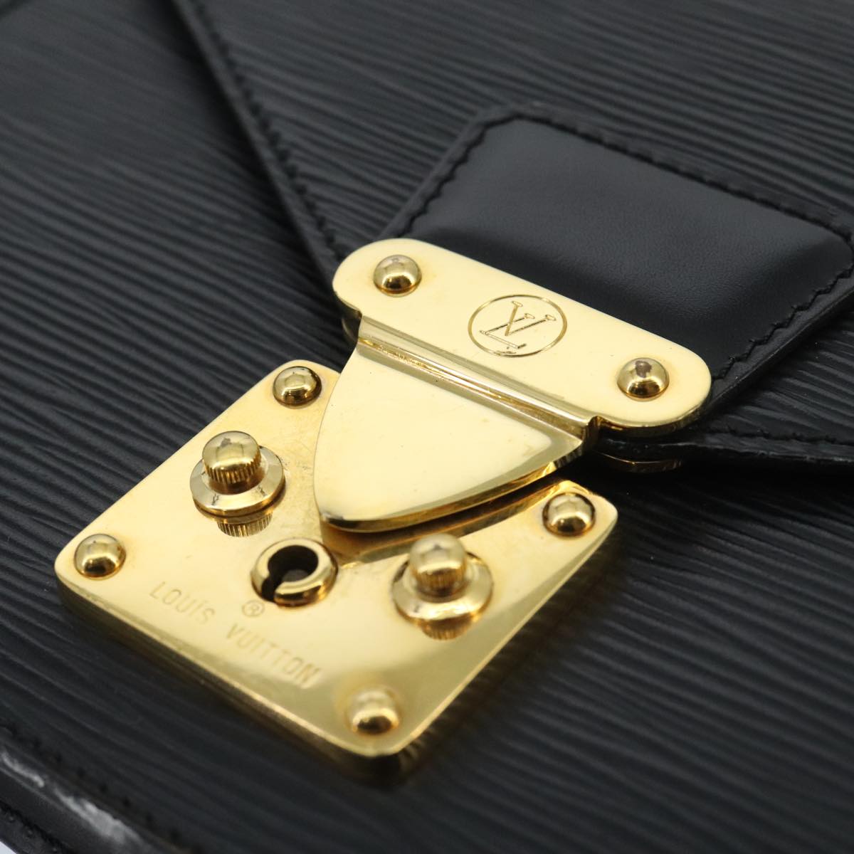 LOUIS VUITTON Epi Serie Dragonne Hand Bag Black Noir M52612 LV 97650