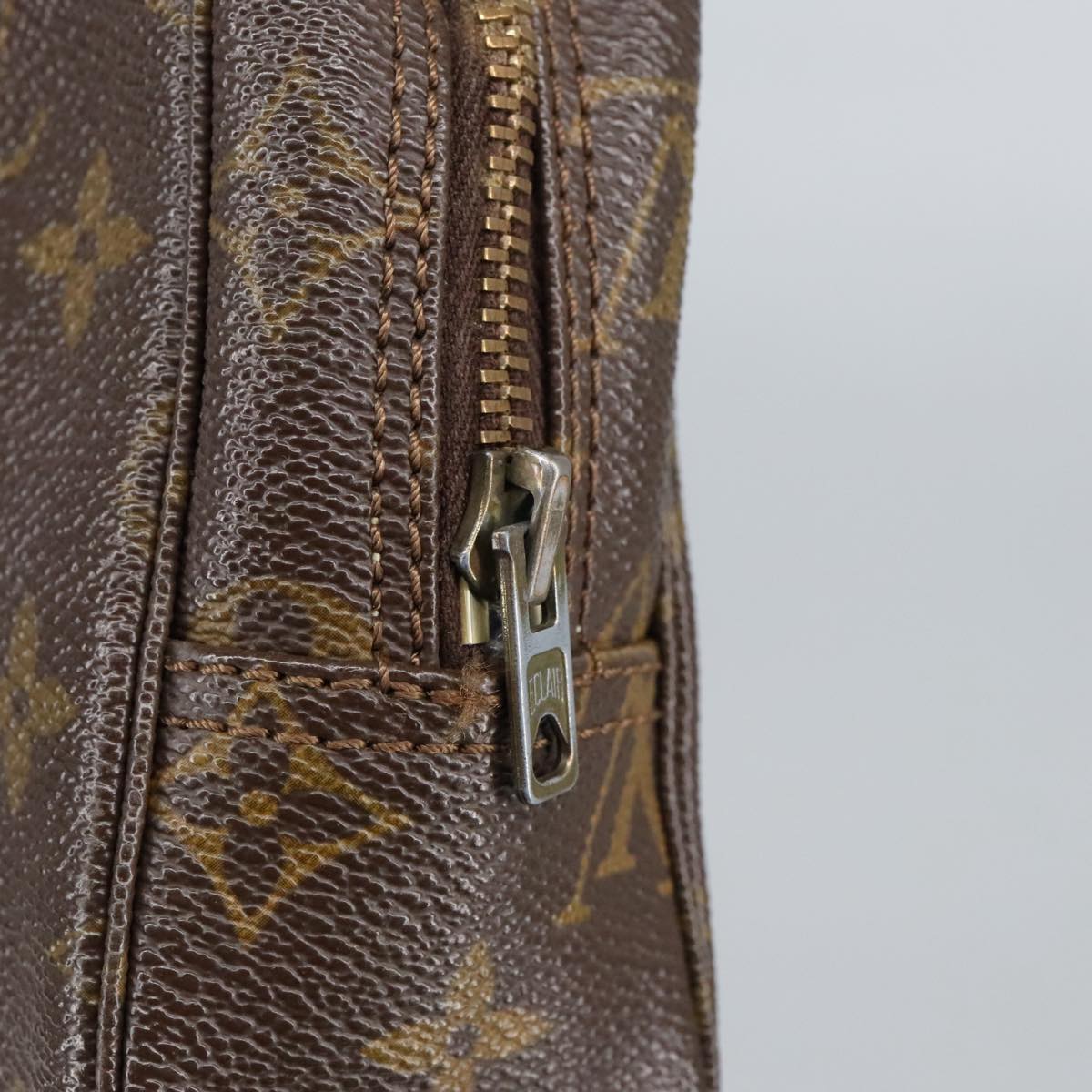 LOUIS VUITTON Monogram Trousse Toilette 23 Clutch Bag M47524 LV 97701
