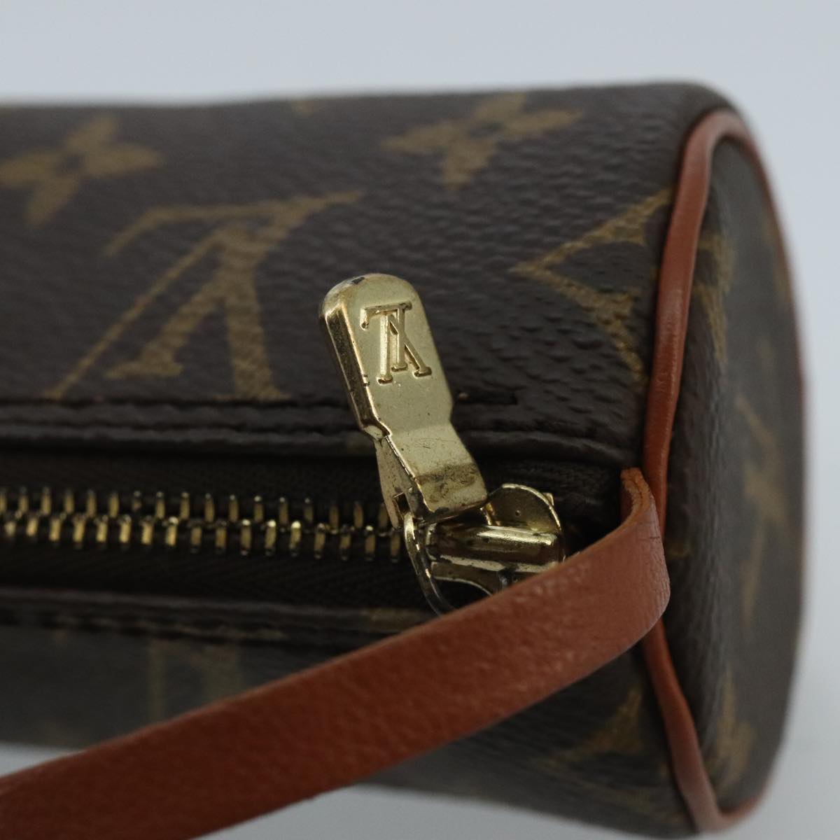 LOUIS VUITTON Monogram Papillon Pouch Pouch Vintage LV 97716