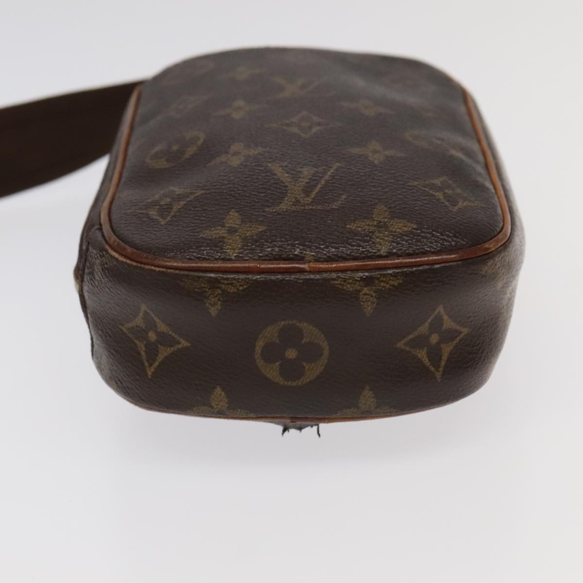 LOUIS VUITTON Monogram Pochette Gange Shoulder Bag M51870 LV 97801