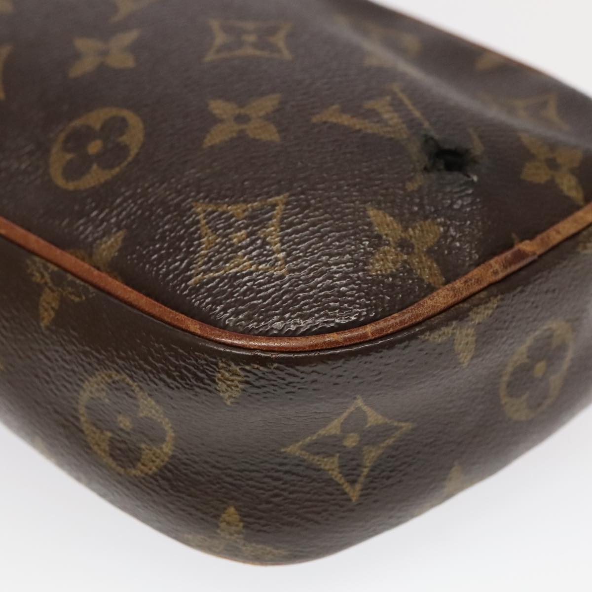 LOUIS VUITTON Monogram Pochette Gange Shoulder Bag M51870 LV 97801