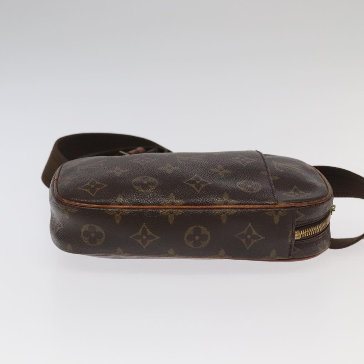 LOUIS VUITTON Monogram Pochette Gange Shoulder Bag M51870 LV 97801
