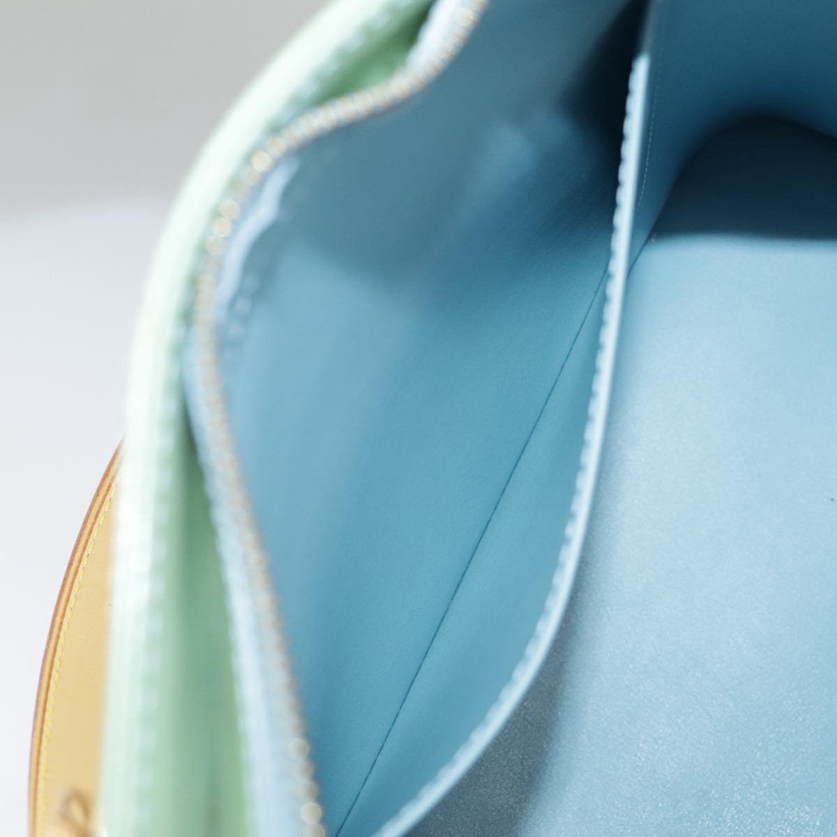 LOUIS VUITTON Monogram Vernis Houston Hand Bag Baby Blue M91005 LV 97842