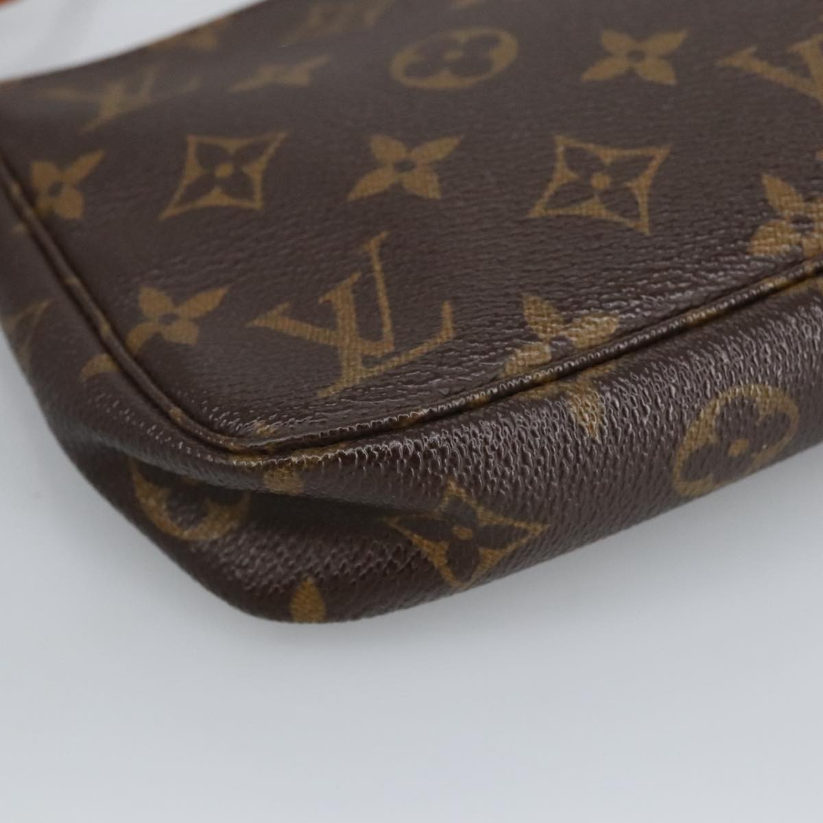 LOUIS VUITTON Monogram Pochette Accessoires Pouch M51980 LV 97900
