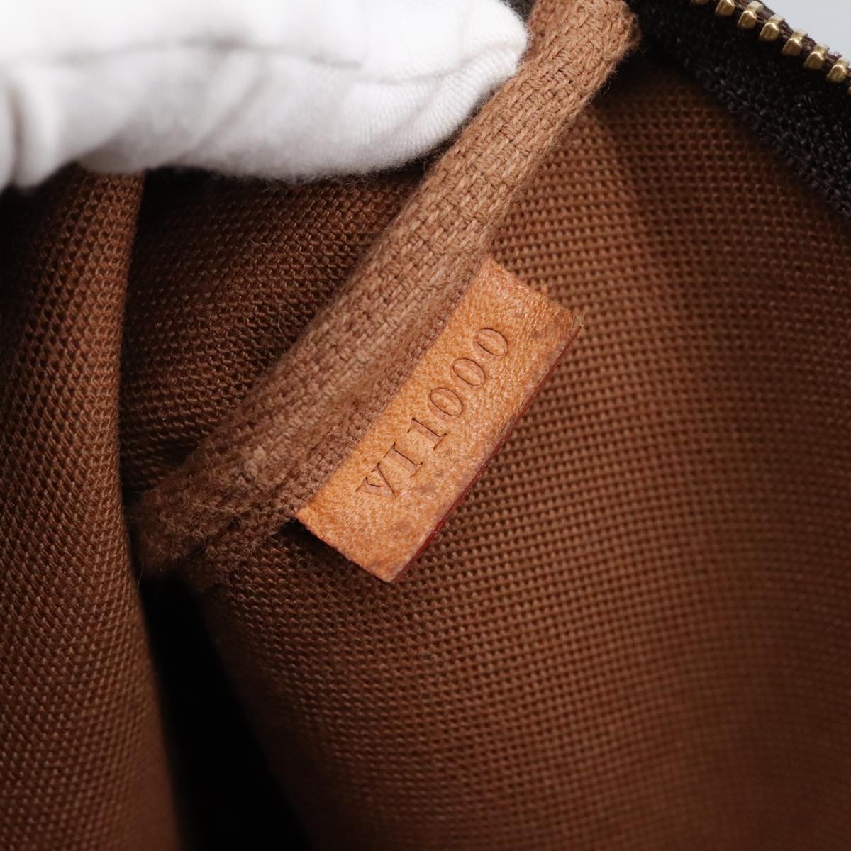 LOUIS VUITTON Monogram Pochette Accessoires Pouch M51980 LV 97900