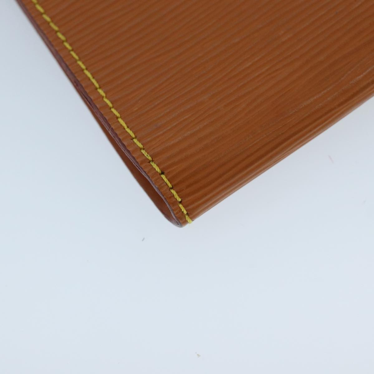 LOUIS VUITTON Epi Pochette Accessoires Pouch Zipangu Gold M52948 LV 97921