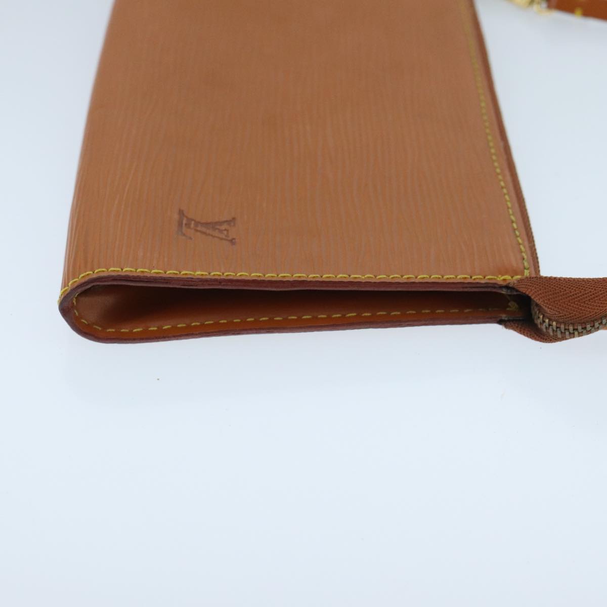 LOUIS VUITTON Epi Pochette Accessoires Pouch Zipangu Gold M52948 LV 97921