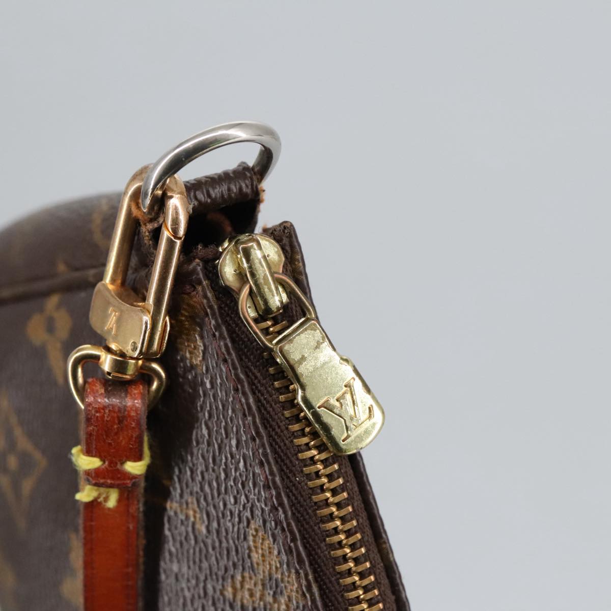 LOUIS VUITTON Monogram Pochette Accessoires Pouch M51980 LV 97926