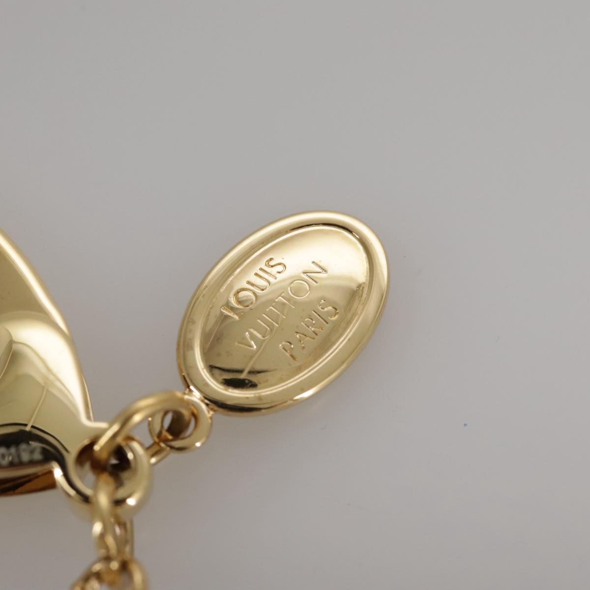 LOUIS VUITTON Bijoux Sac Carrousel Charm metal Gold M66782 LV 97979SA