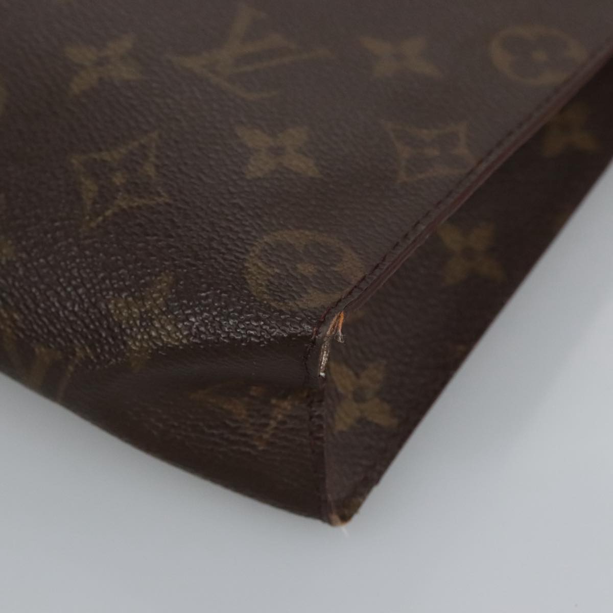 LOUIS VUITTON Monogram Poche Toilette 26 Pouch M47542 LV 98021