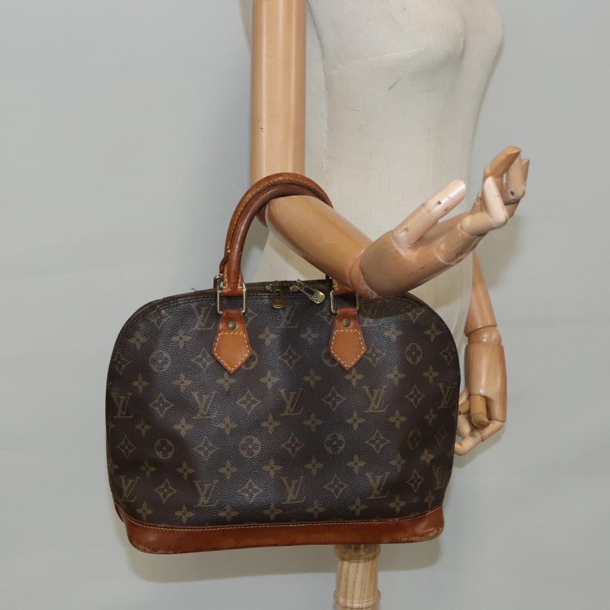 LOUIS VUITTON Monogram Alma Hand Bag M51130 LV 98055