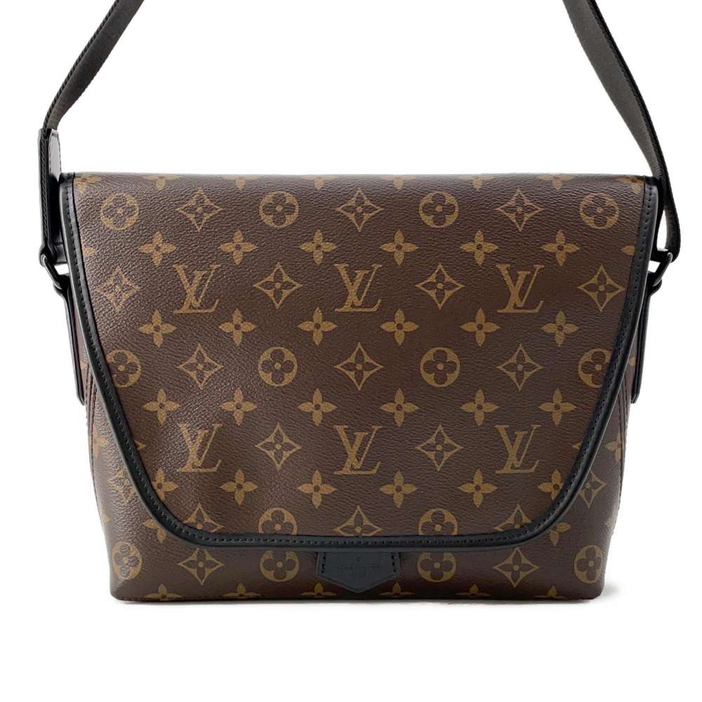 LOUIS VUITTON Magnetic messenger Black M45557 Monogram Macassar Canvas