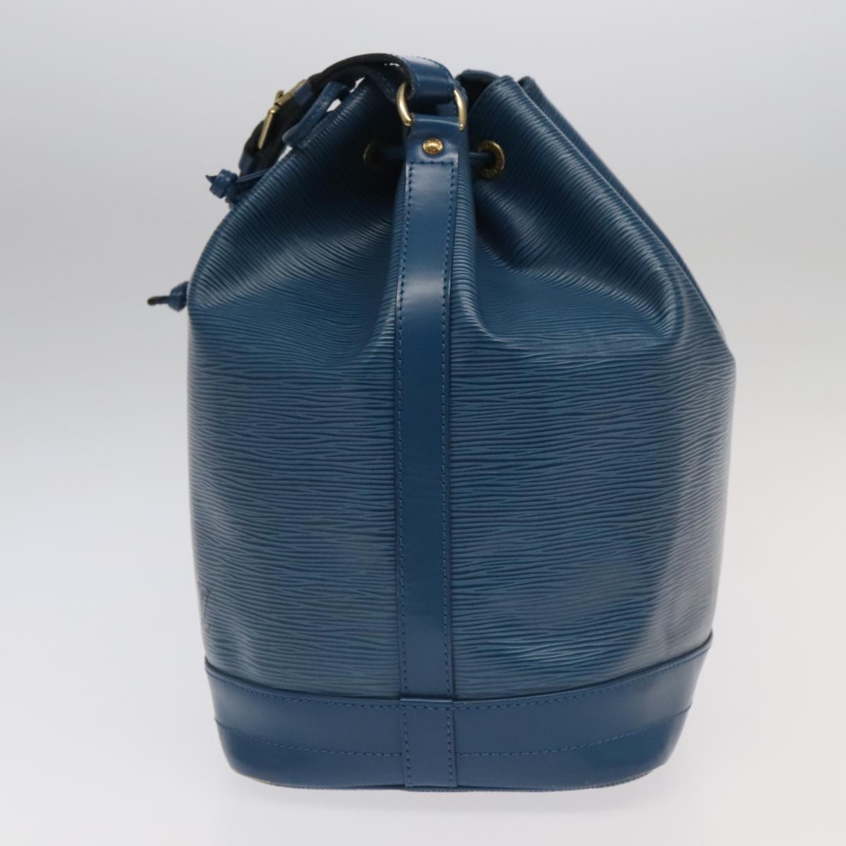 LOUIS VUITTON Epi Noe Shoulder Bag Toledo Blue M44005 LV 98500