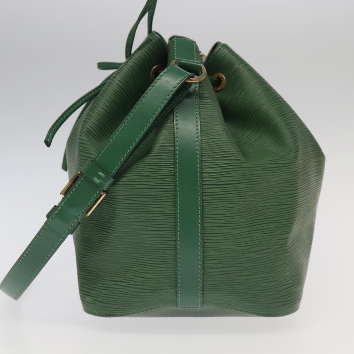 LOUIS VUITTON Epi Petit Noe Shoulder Bag Green M44102 LV 98680