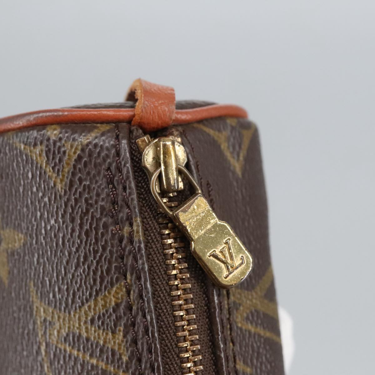 LOUIS VUITTON Monogram Papillon Pouch LV 98719