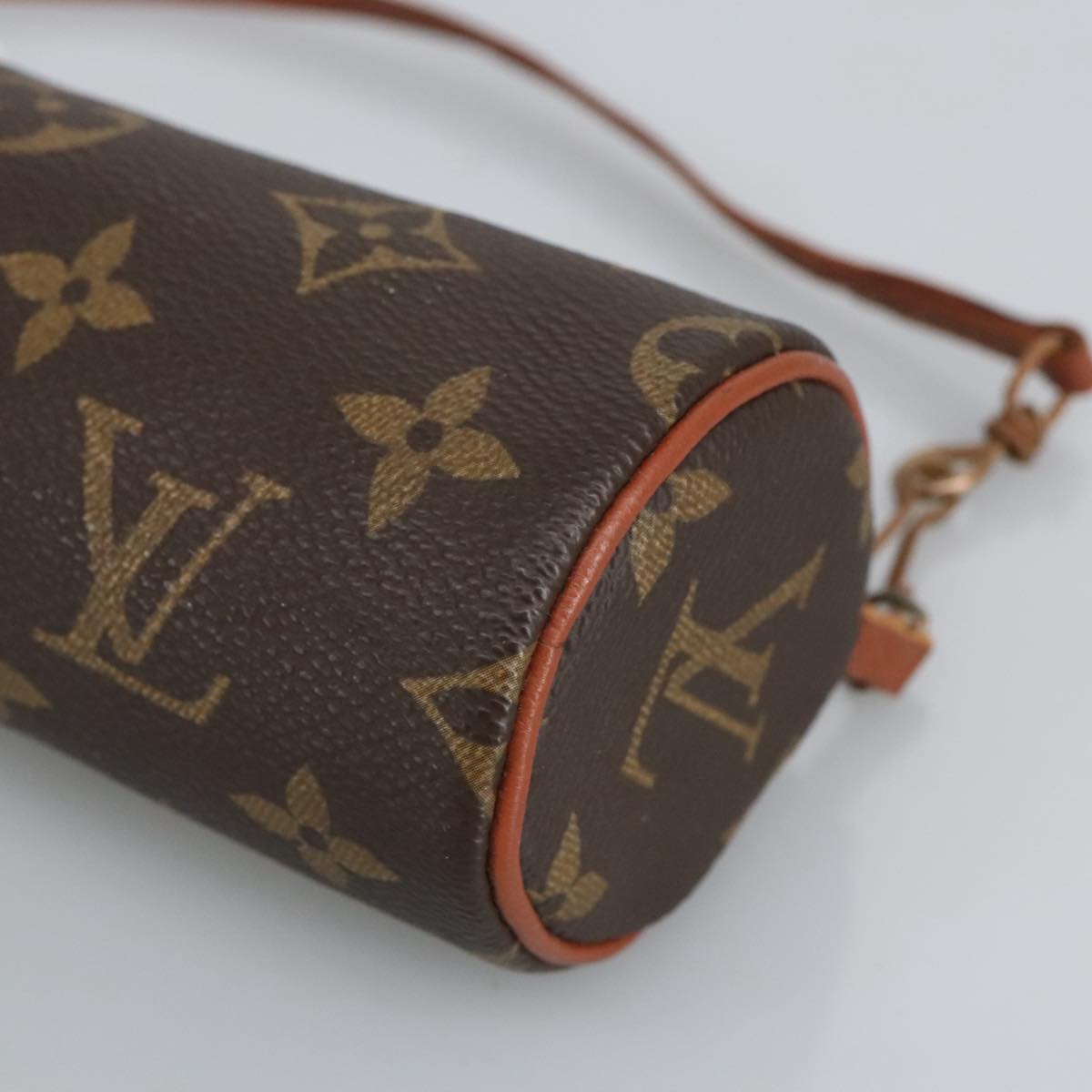 LOUIS VUITTON Monogram Papillon Pouch LV 98758