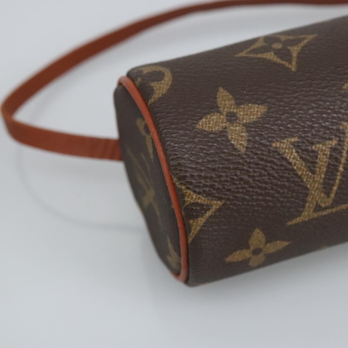LOUIS VUITTON Monogram Papillon Pouch LV 98758