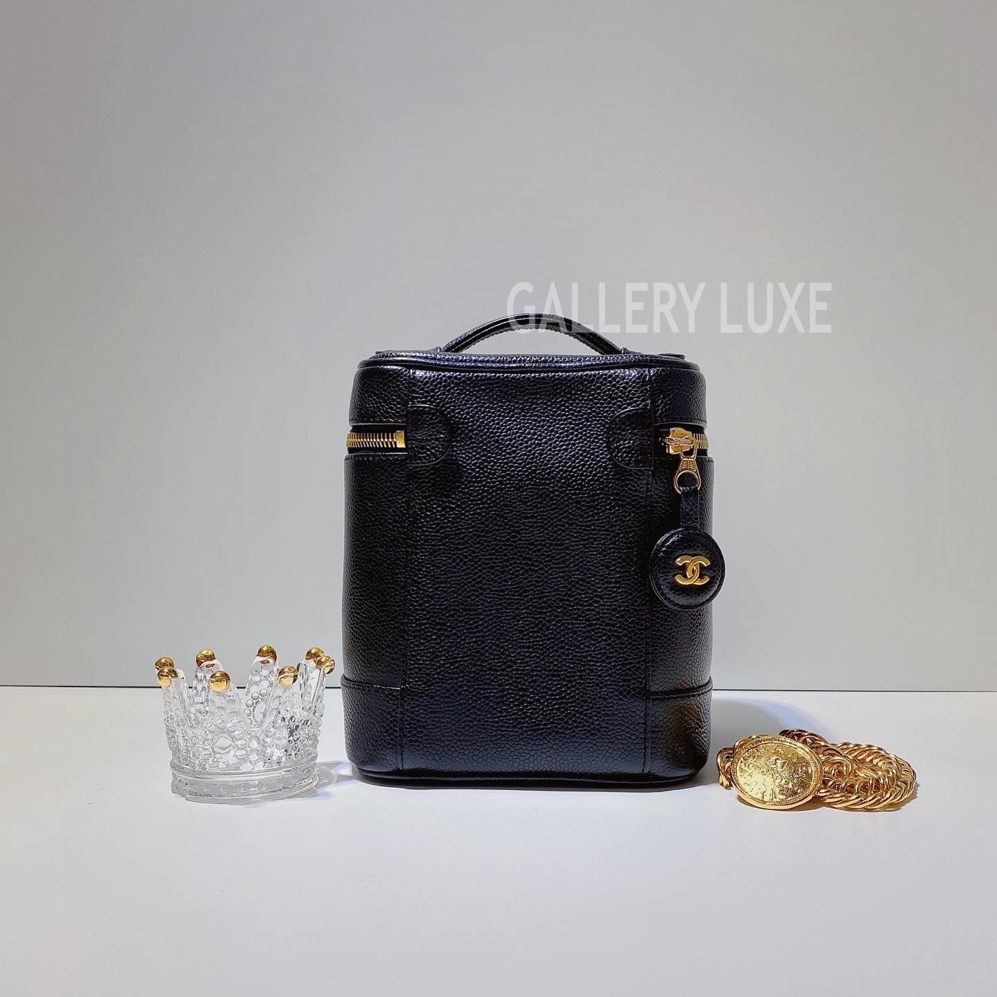 No.3302-Chanel Vintage Caviar Vanity Case