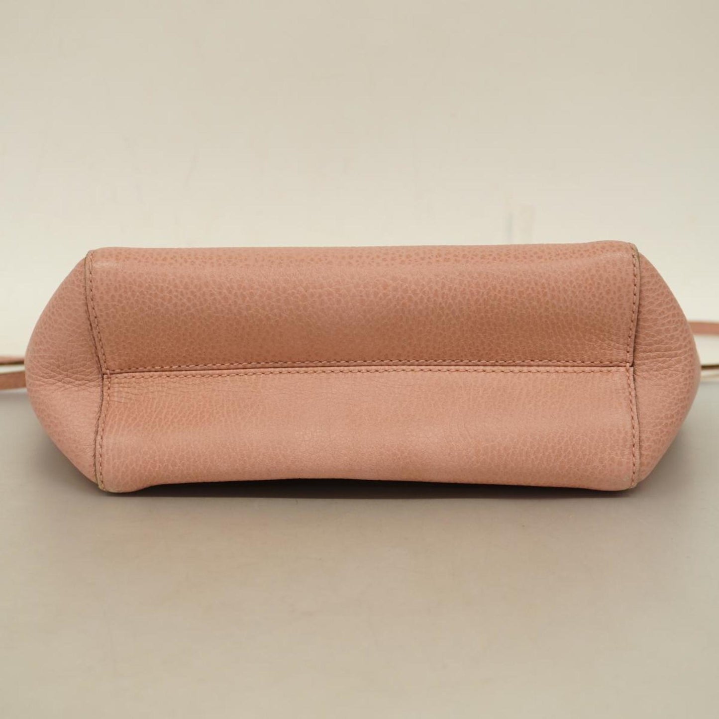 Luxury Gucci Trending 2025  Leather Tote Bag ()