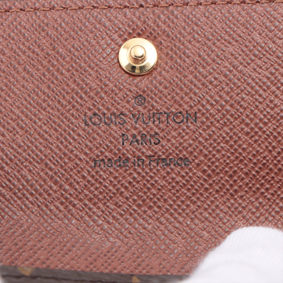 Louis Vuitton Monogram Multicell 4 M69517 Brown Keycase  Reaction
