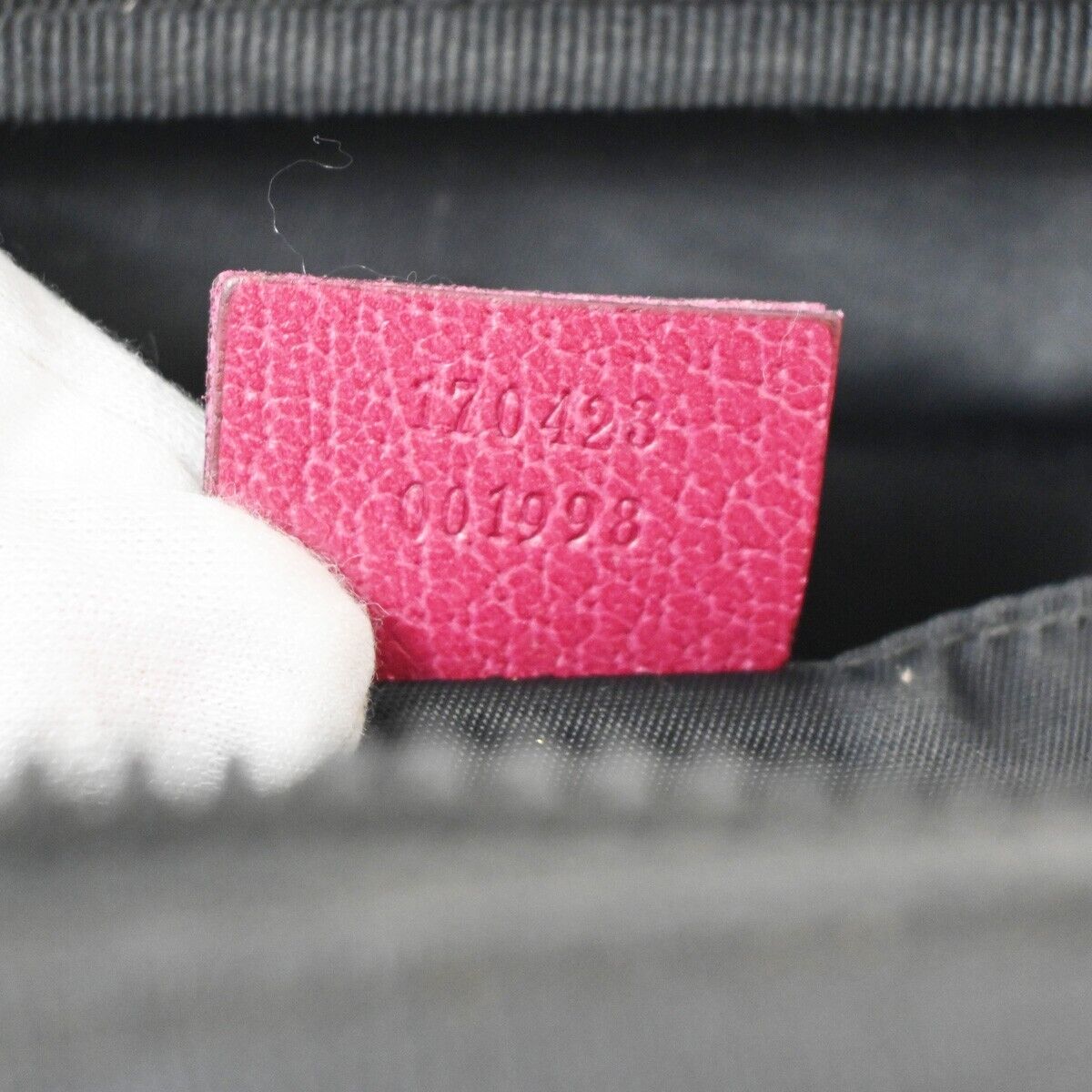 Gucci  Canvas Clutch Bag ()