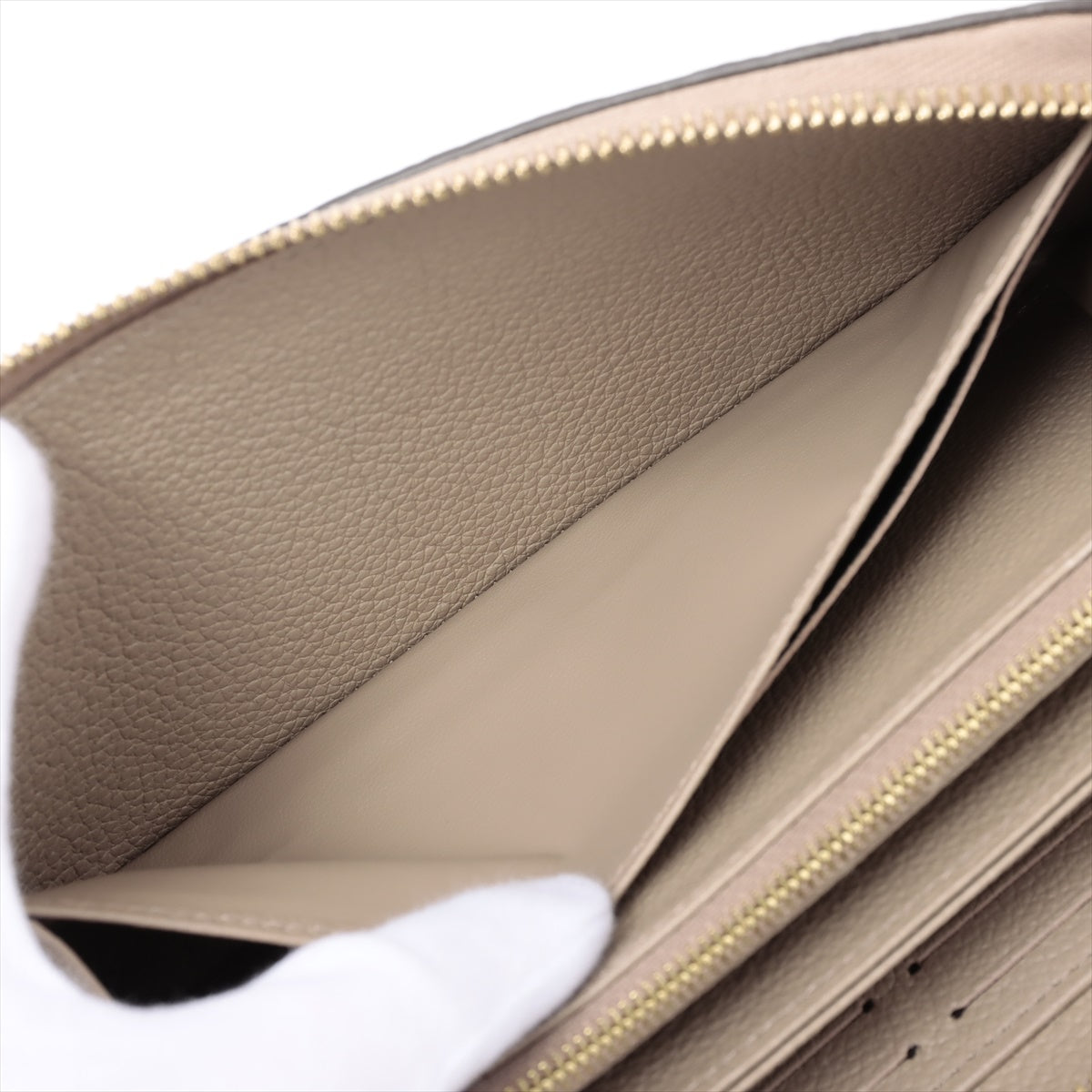 Louis Vuitton Monogram Amplant  Wallet M69034 Tour Trail Round Zip Wallet