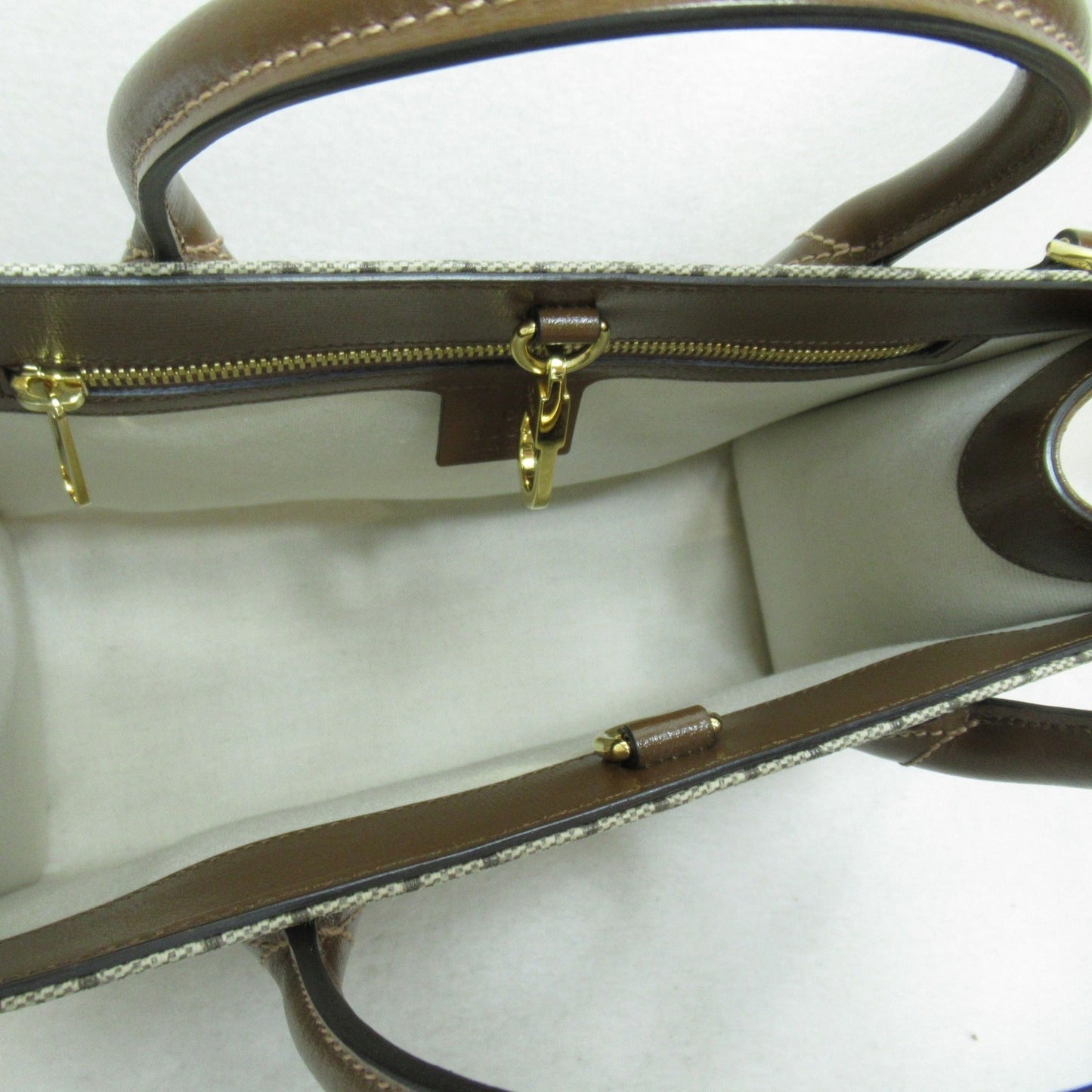 Gucci Gg Canvas  Canvas Tote Bag ()