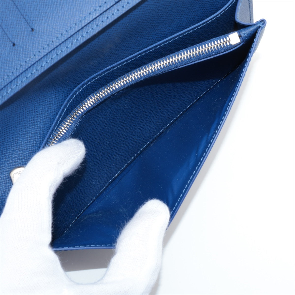 Louis Vuitton Taigaama Portfolio Braza M30297