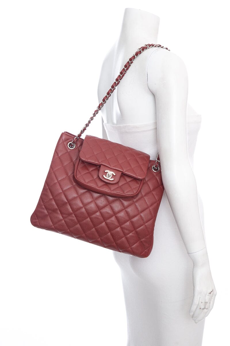 Luxury Chanel 2013/14 Maroon Caviar Front Pocket Chain Strap Tote